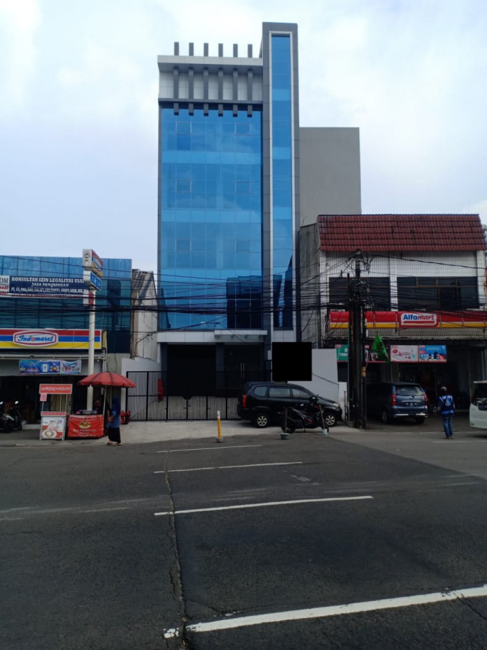 Gedung Dijual di Tebet Jakarta Selatan